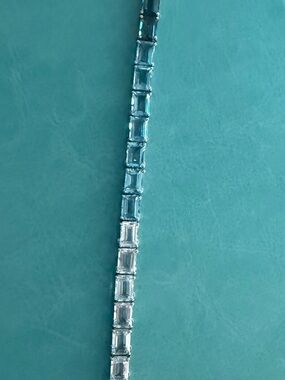 Shades of blue topaz bracelet